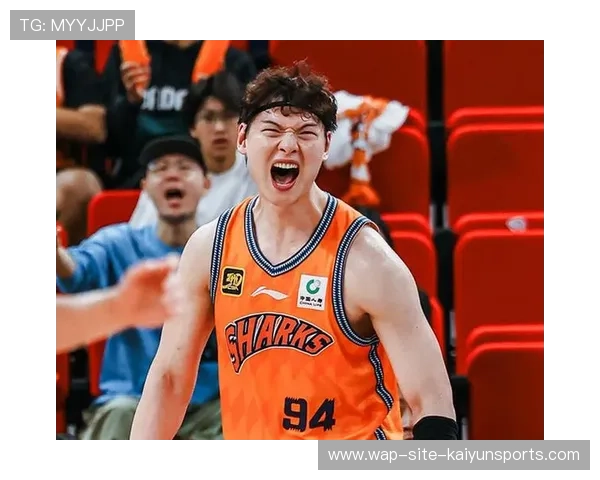 偰李永炜三分8中6砍26分，上海年轻后卫迎来爆发式成长